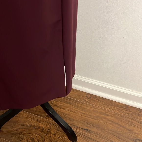 NWT White House Black Market Long Sleeve Fully- Lined Sz 10 Maroon Midi Dress. - Picture 6 of 15